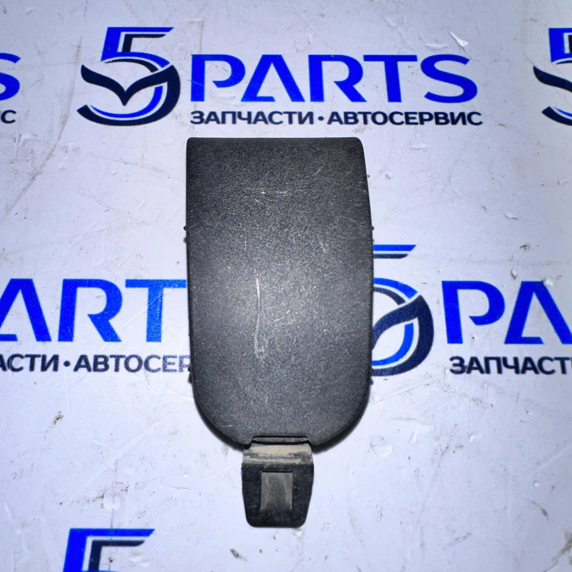 Кронштейн радиатора верхний M2, M6, CX-7