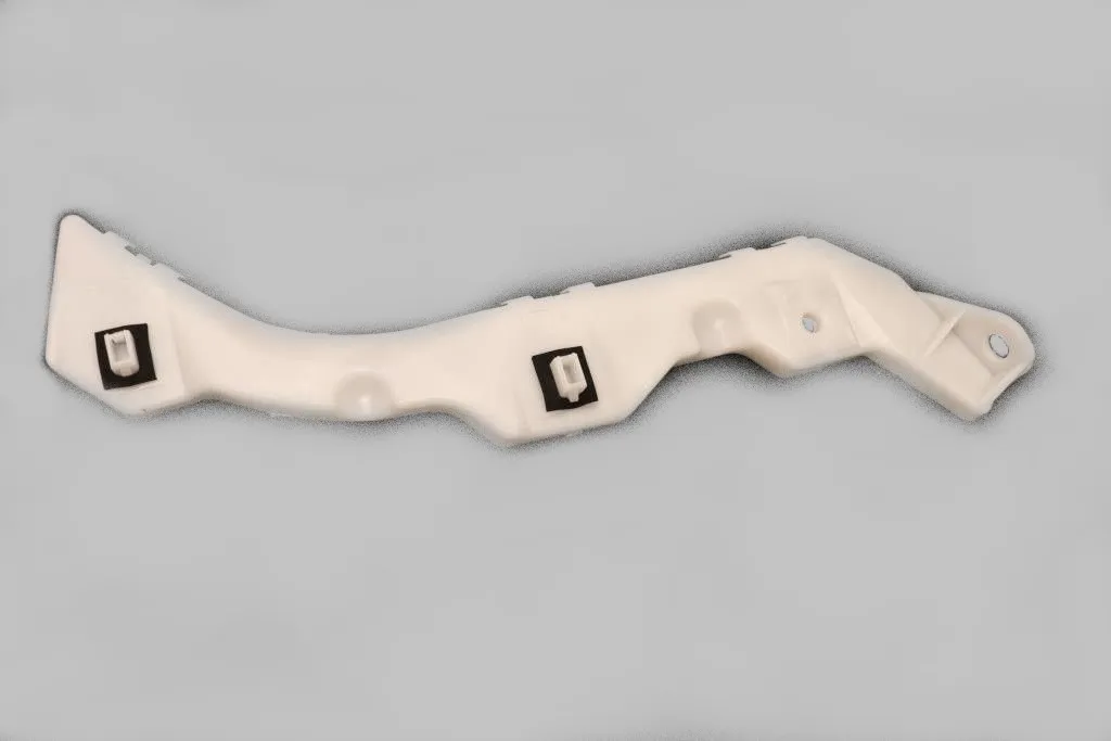 Кронштейн бампера заднего правый M6 (GG) 2002-2007