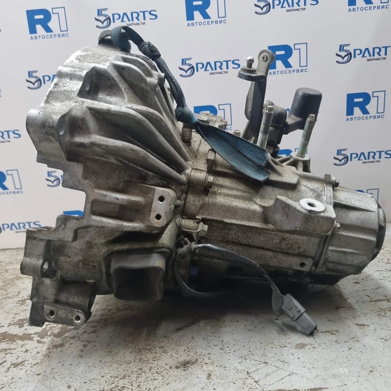 Коробка передач механическая  M3, M5, M6 6ст