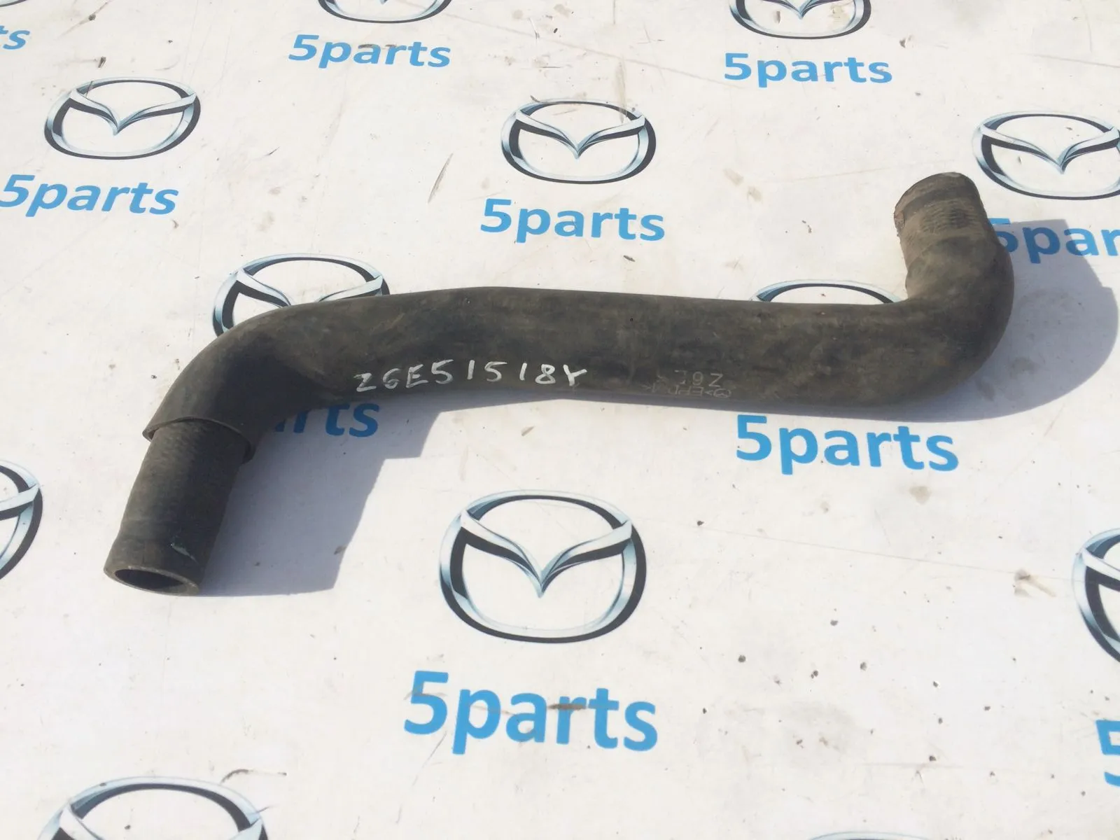 Патрубок системы охлаждения