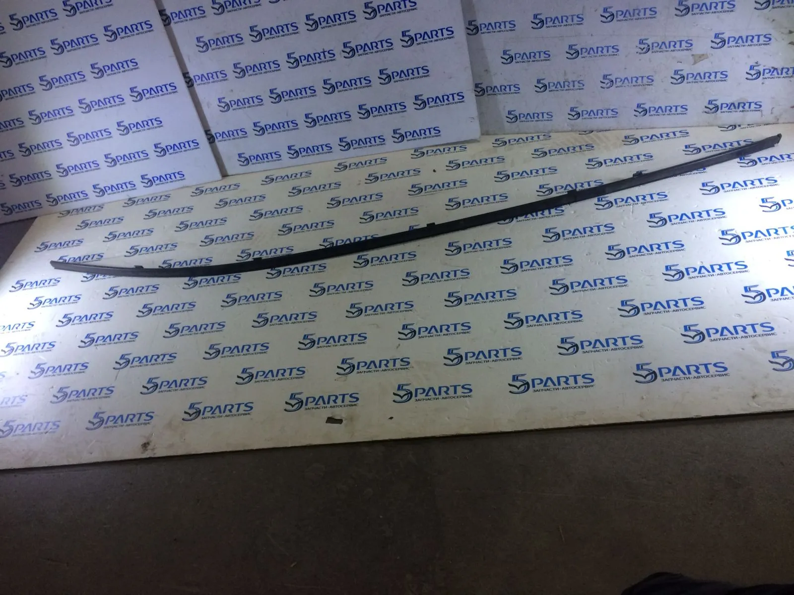 Молдинг крыши левый M3 (BK) SDN 2003-2009