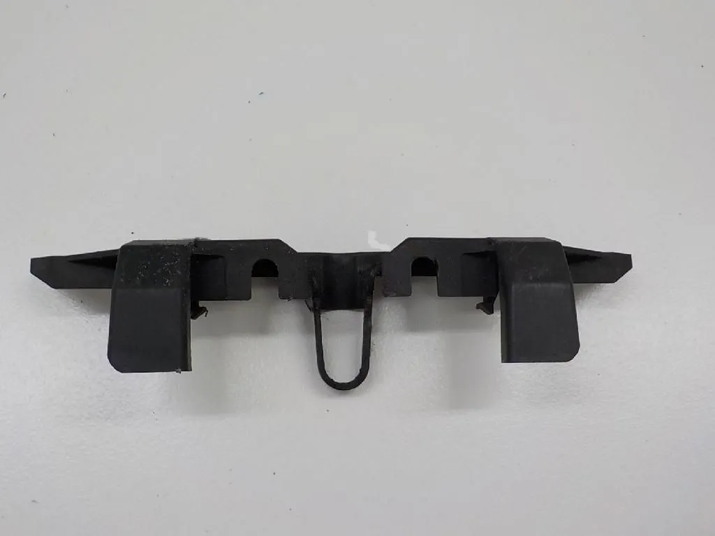 Пыльник замка капота M6 (GG,GH), M3 (BL), CX-7 (ER) 