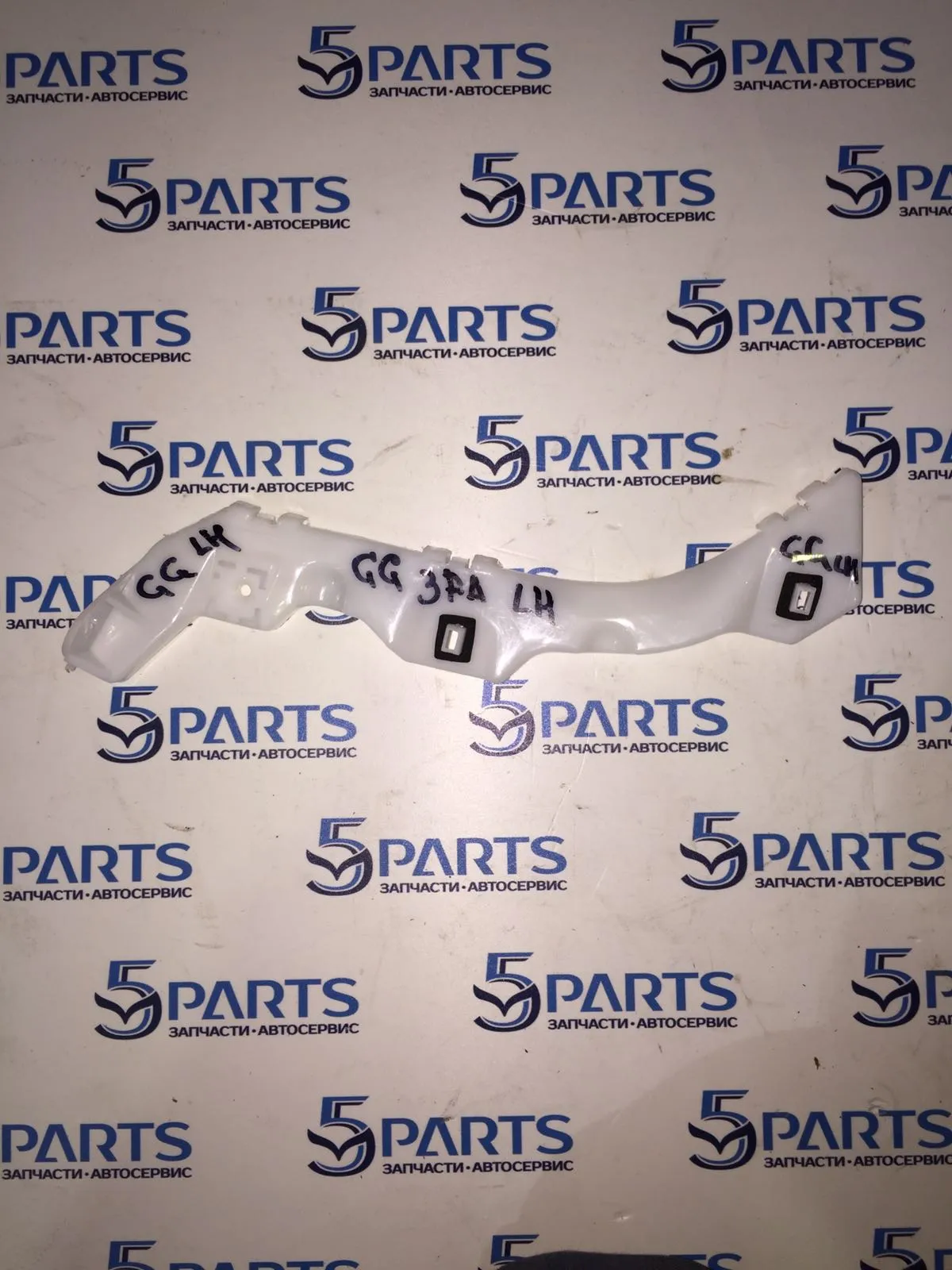 Кронштейн бампера заднего левый M6 (GG) 2002-2007