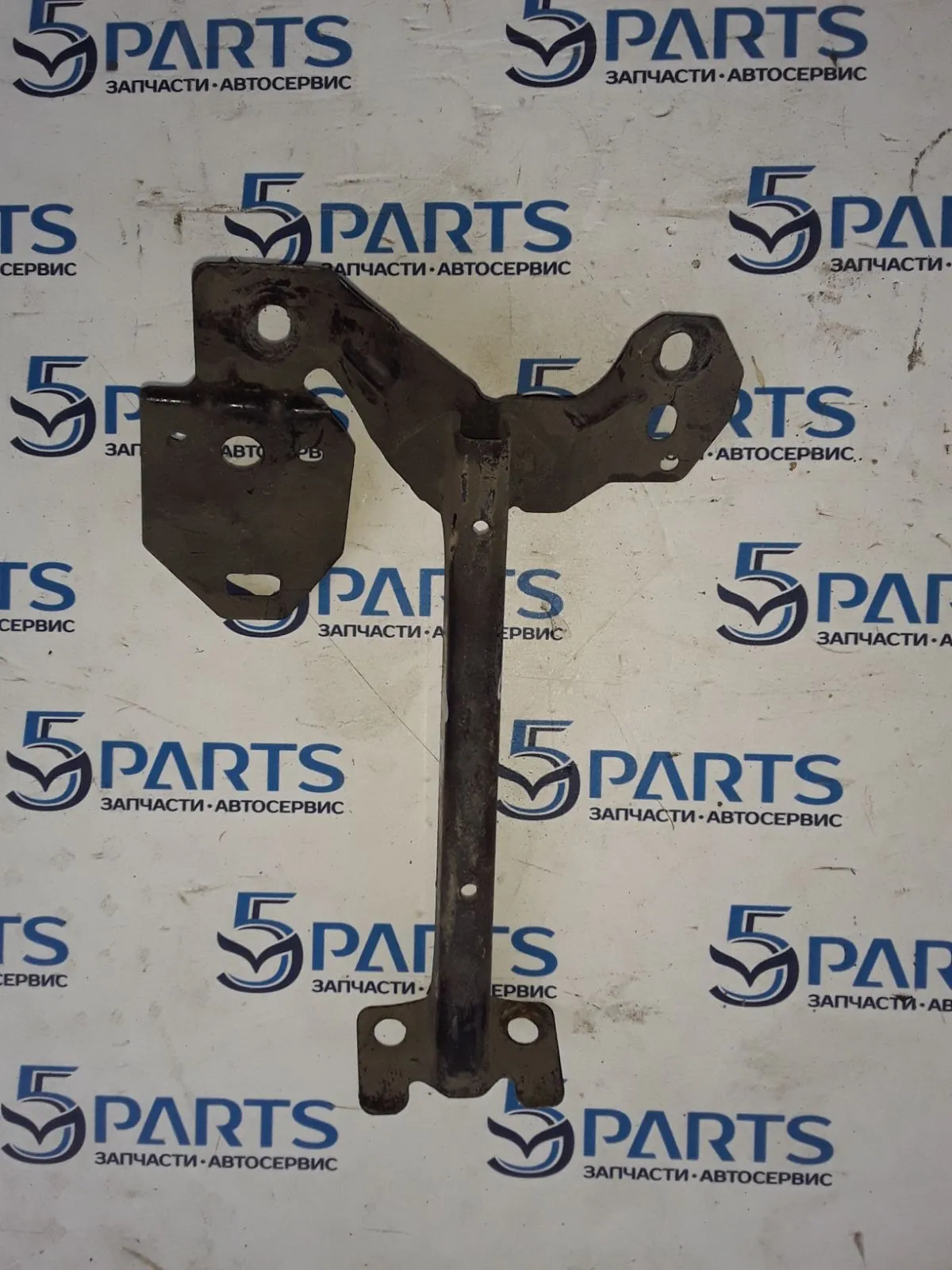 Стойка замка капота M6 (GG) 2002-2007