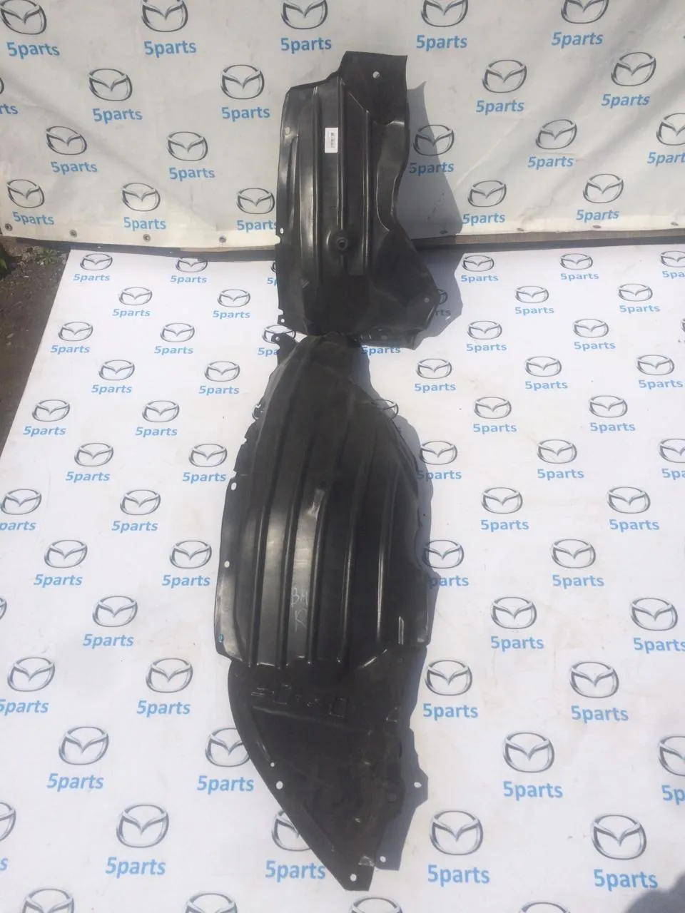 Подкрылок передний правый M3 (BM) 2013-2015