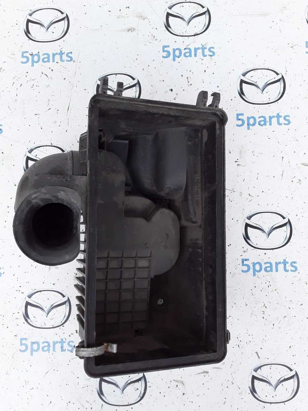 Корпус воздушного фильтра (нижняя часть) M6 (GG) 2005-2007