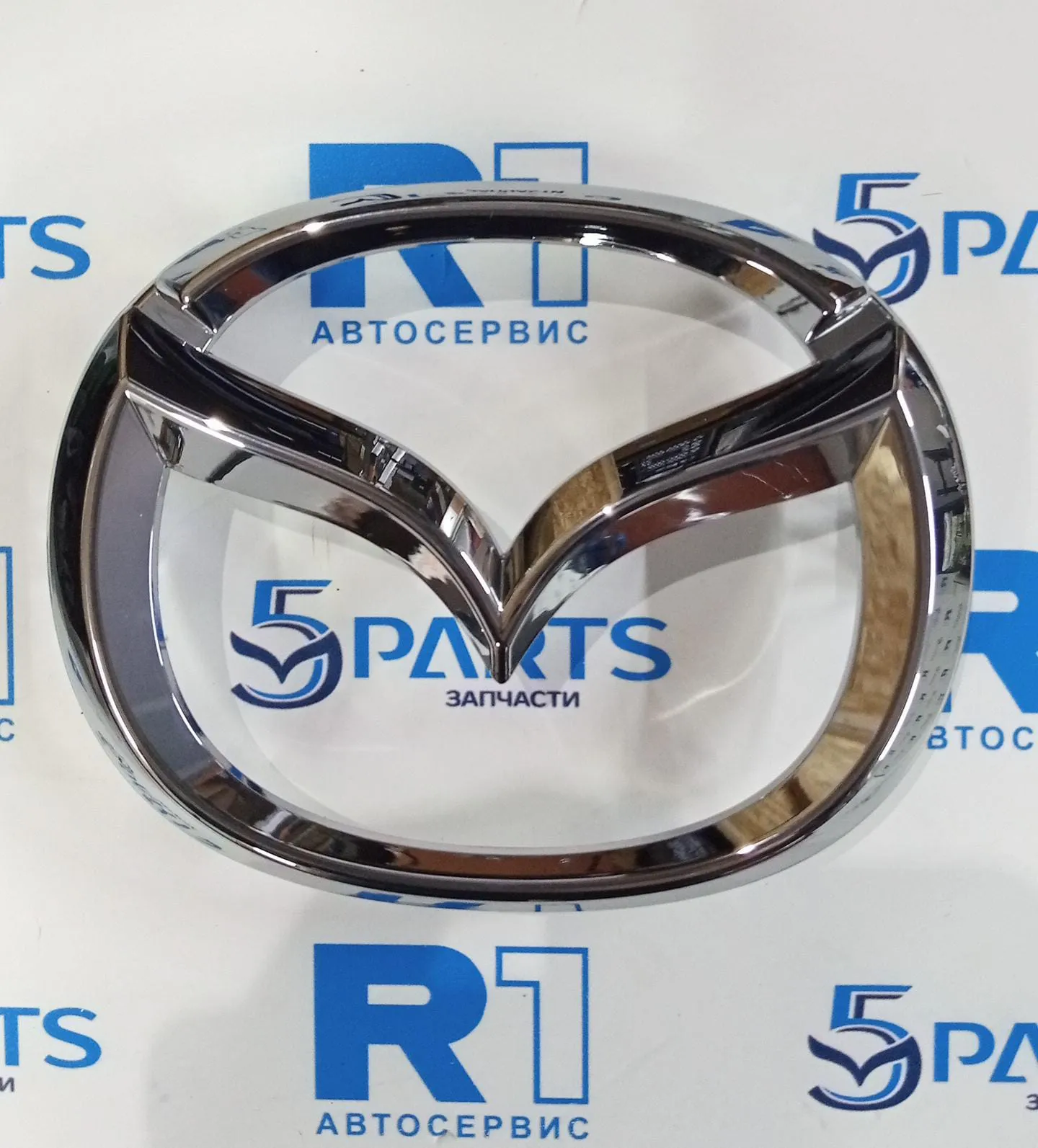 Эмблема решетки радиатора M3 (BN) 2016-2018