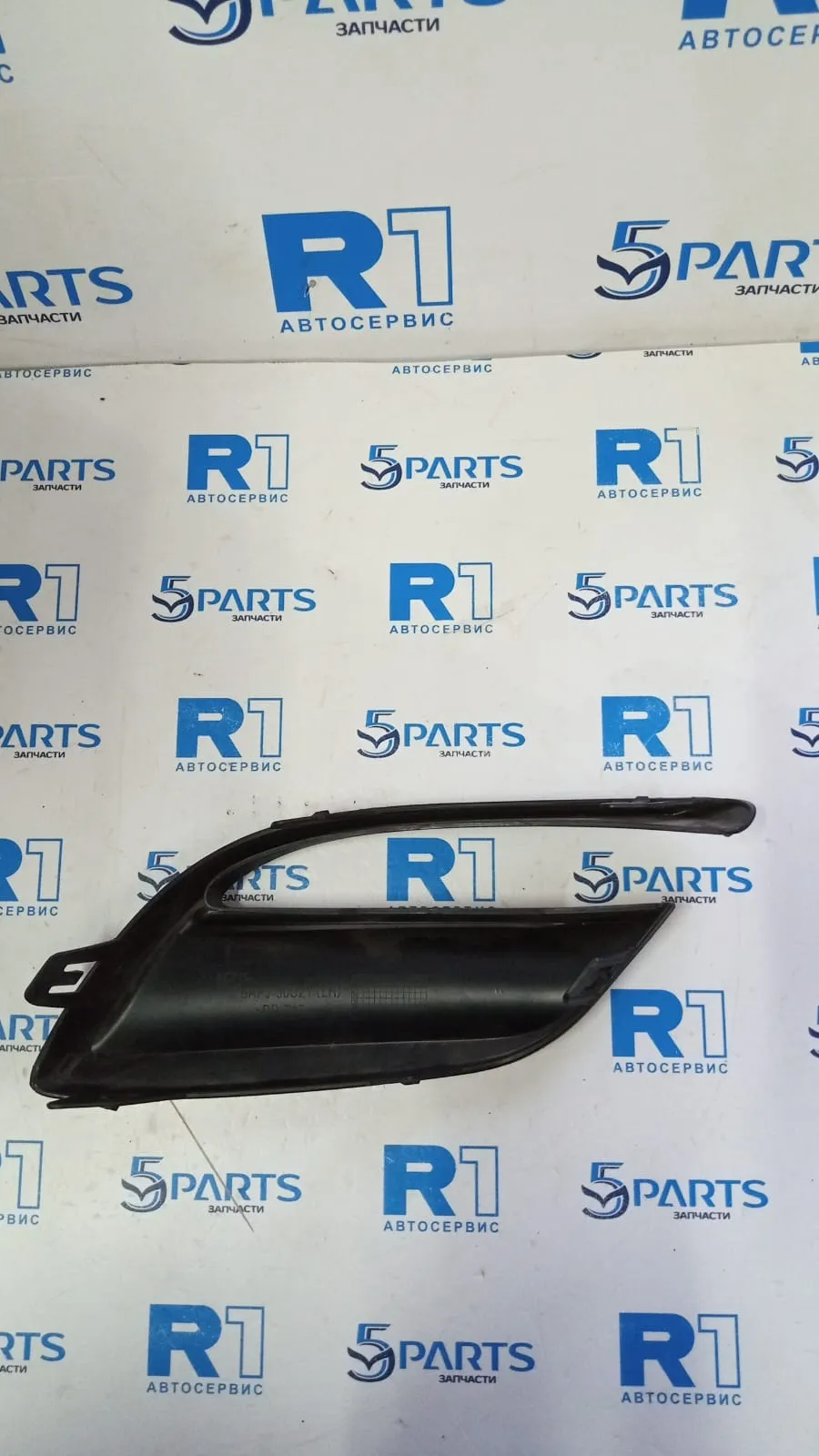 Рамка ПТФ левой M3 (BN) 2017-2019