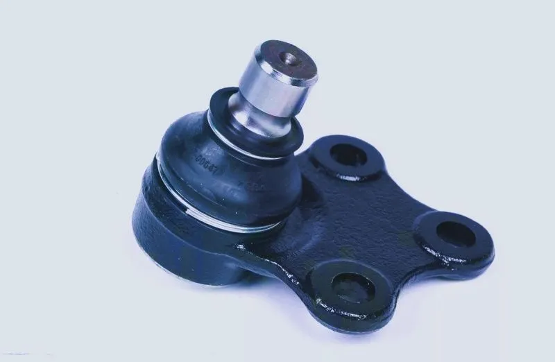 К чему приводит несвоевременная замена шаровой опоры Мазды?