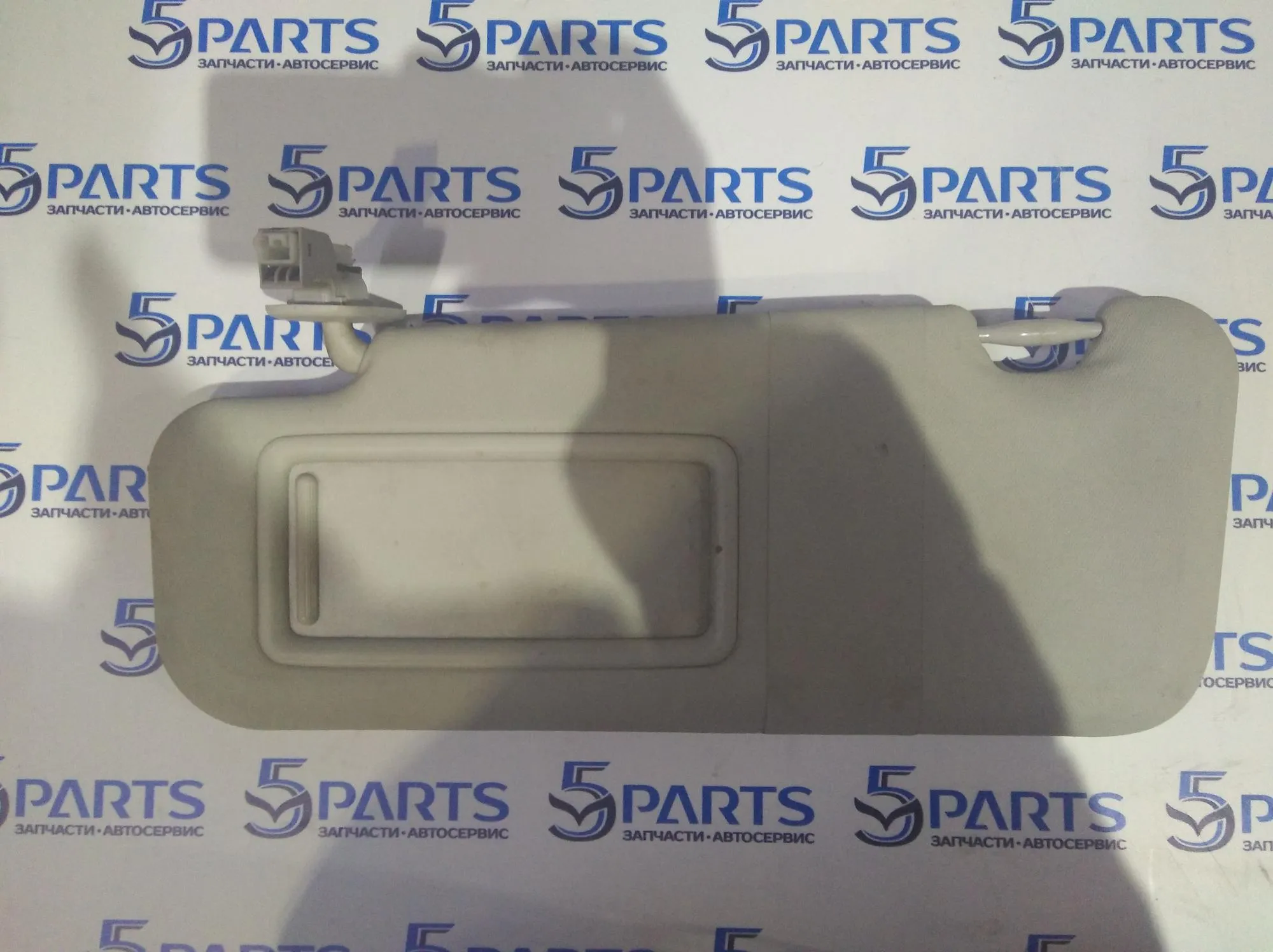 Козырек солнцезащитный левый M6 (GG) 2002-2007