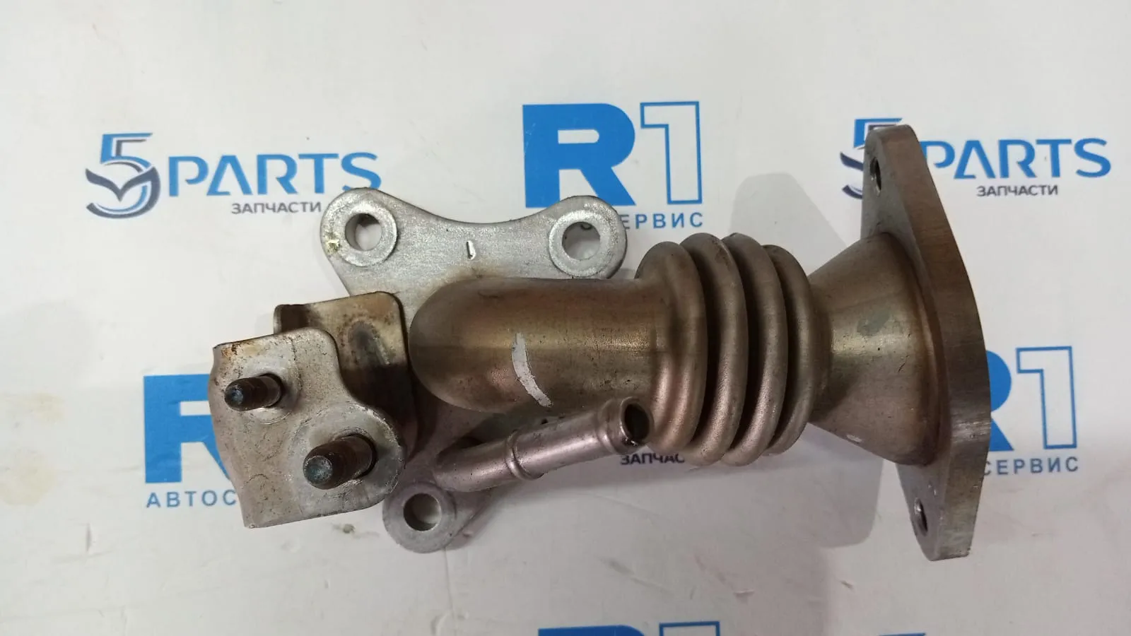 Трубка системы рециркуляции EGR M3, M6, CX-5 (SH) 2.2 Disel