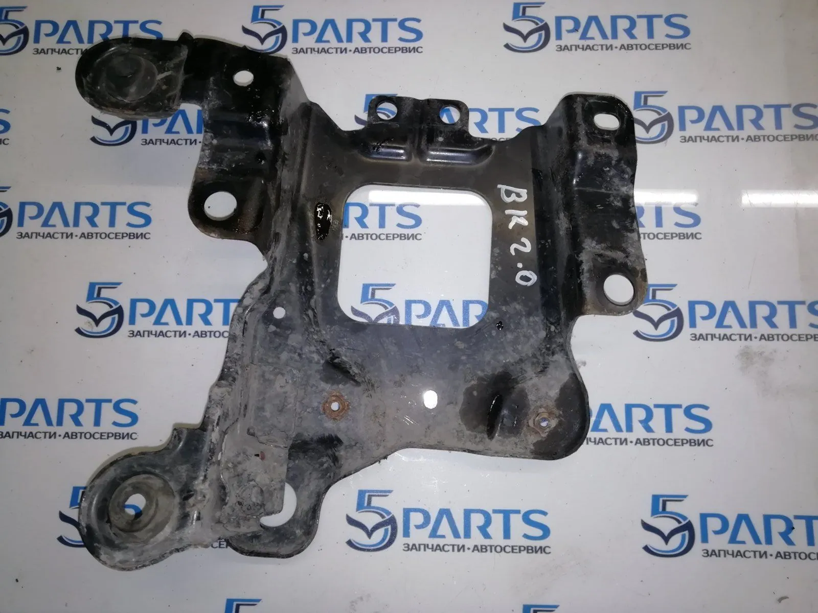 Площадка АКБ M3 (BK) 2003-2009