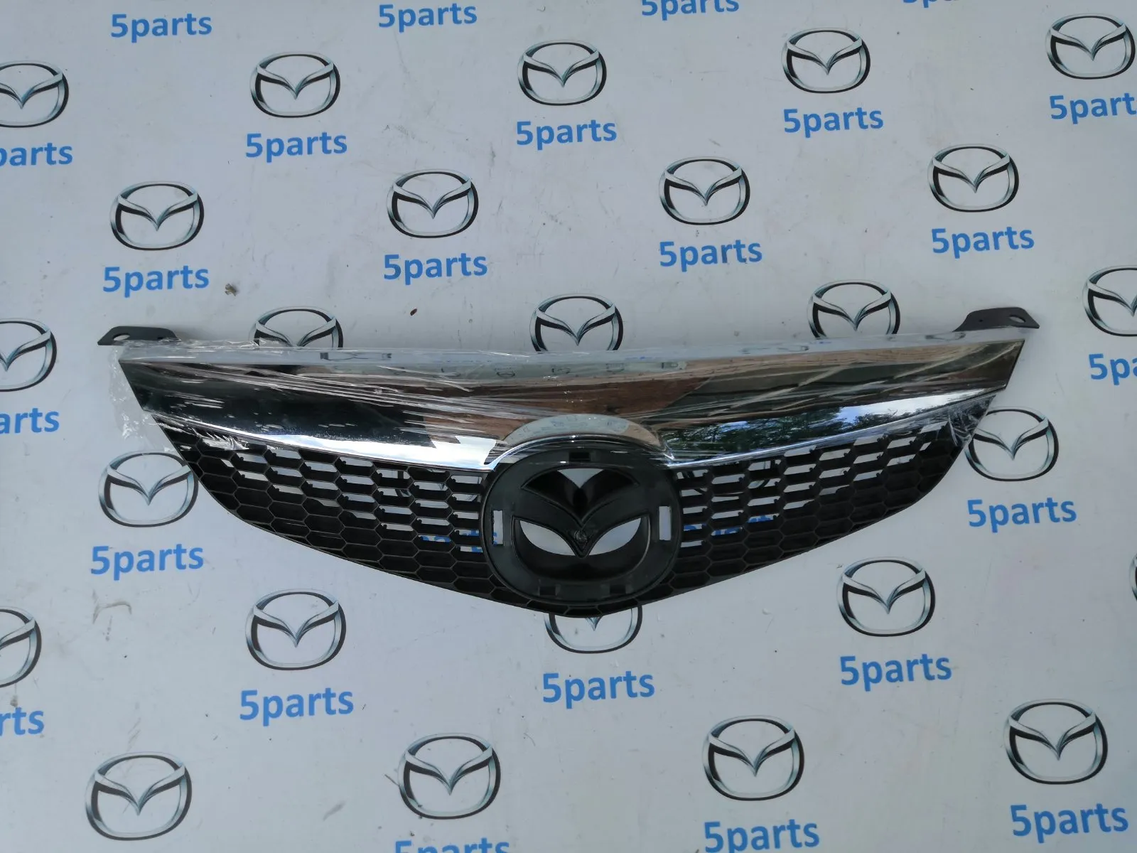 Решетка радиатора M6 (GG) 2005-2007