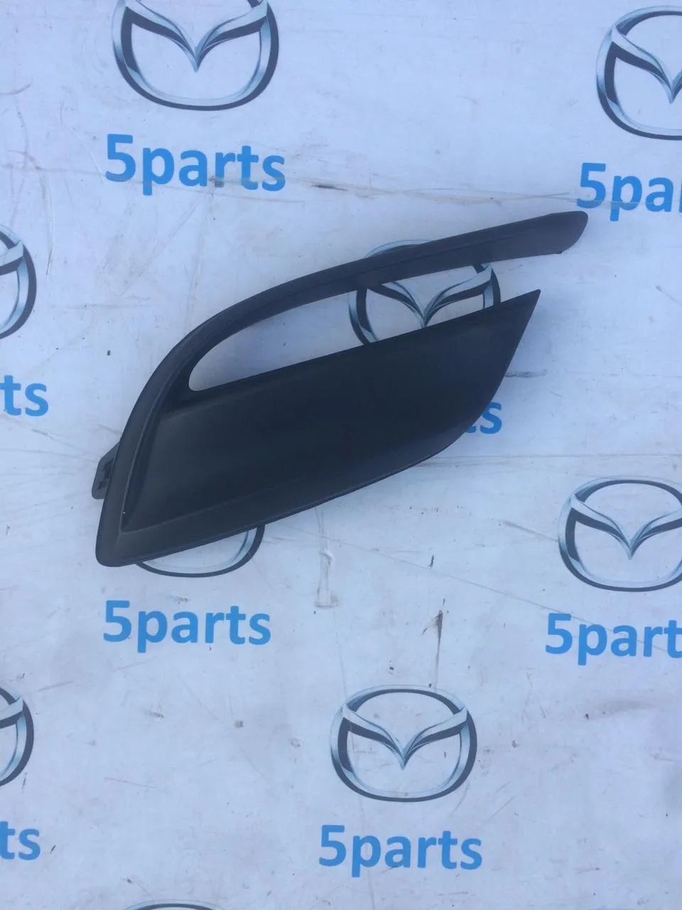 Рамка ПТФ правой M3 (BN) 2017-2019