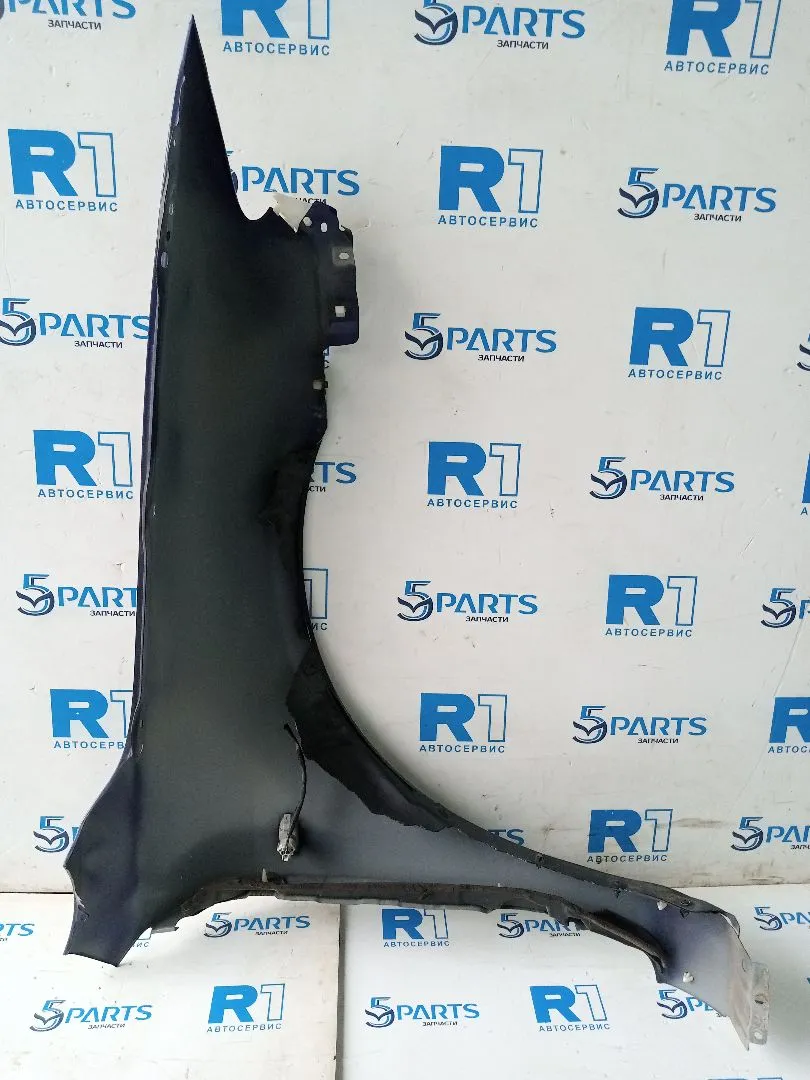 Крыло переднее левое M6 (GG) 2002-2007