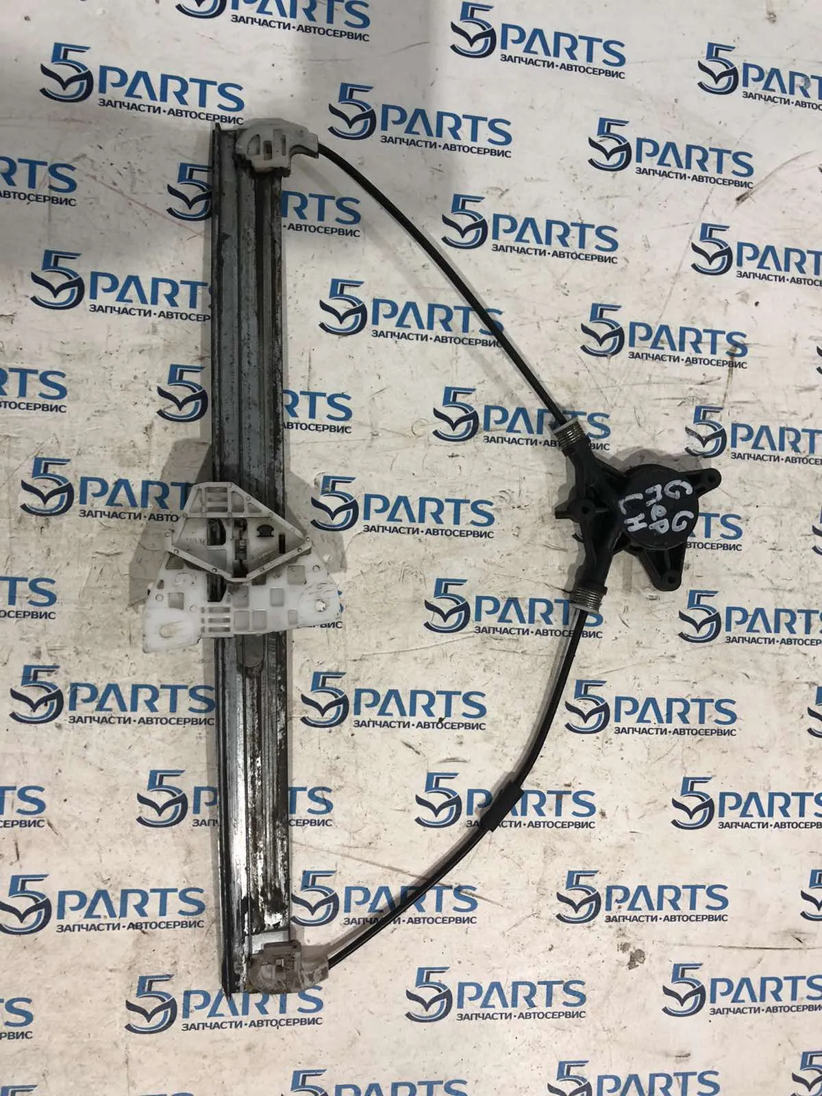 Стеклоподъемник двери передней левой M6 (GG) 2002-2007