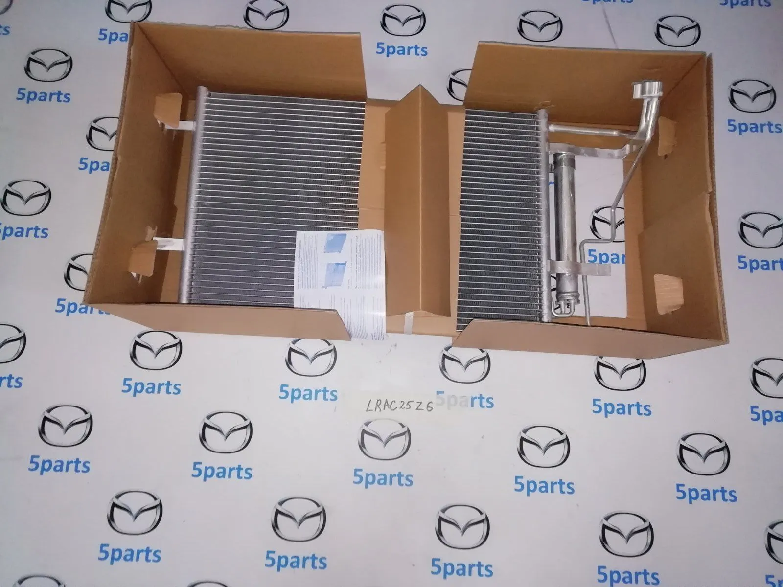 Радиатор кондиционера M3 (BL) 2009-2012