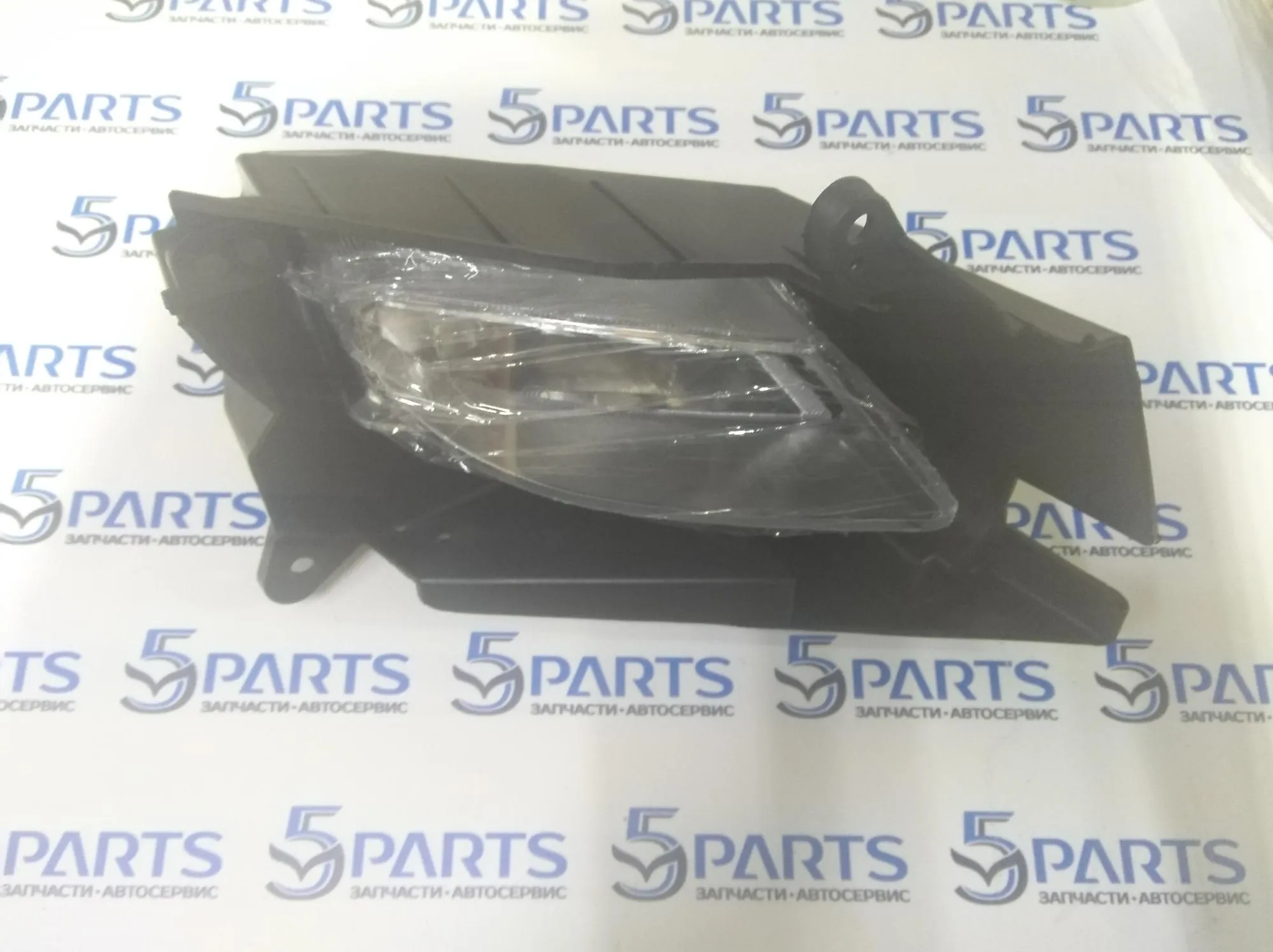 Фара противотуманная правая M3 (BL) 2009-2012