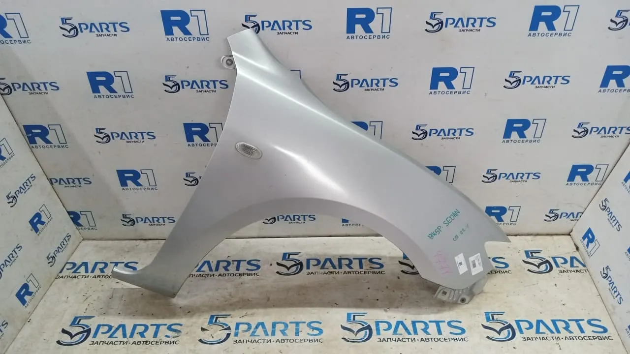 Крыло переднее правое M3 (BK) SDN 2003-2009