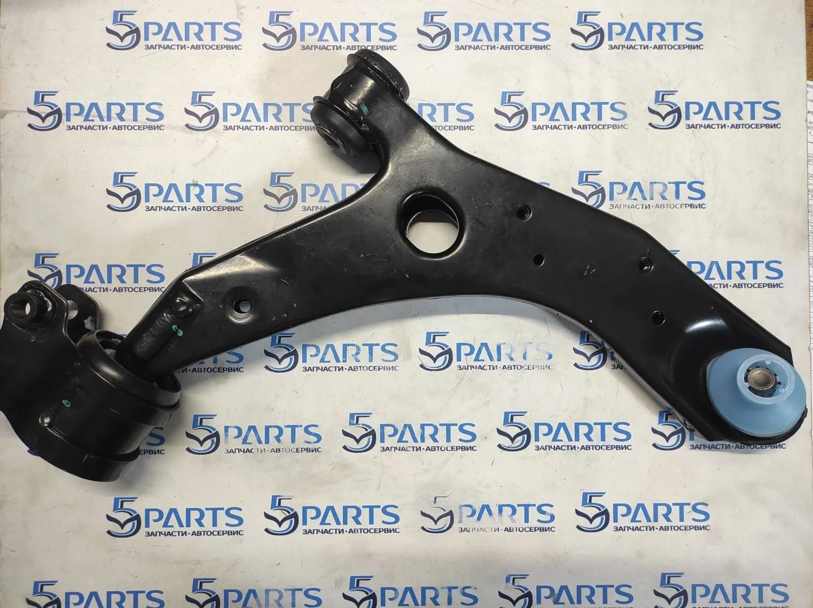 Рычаг передний правый нижний M3 (BK) 2003-2009, M5