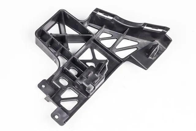 Кронштейн бампера центральный правый M3 (BK) HB 2006-2009