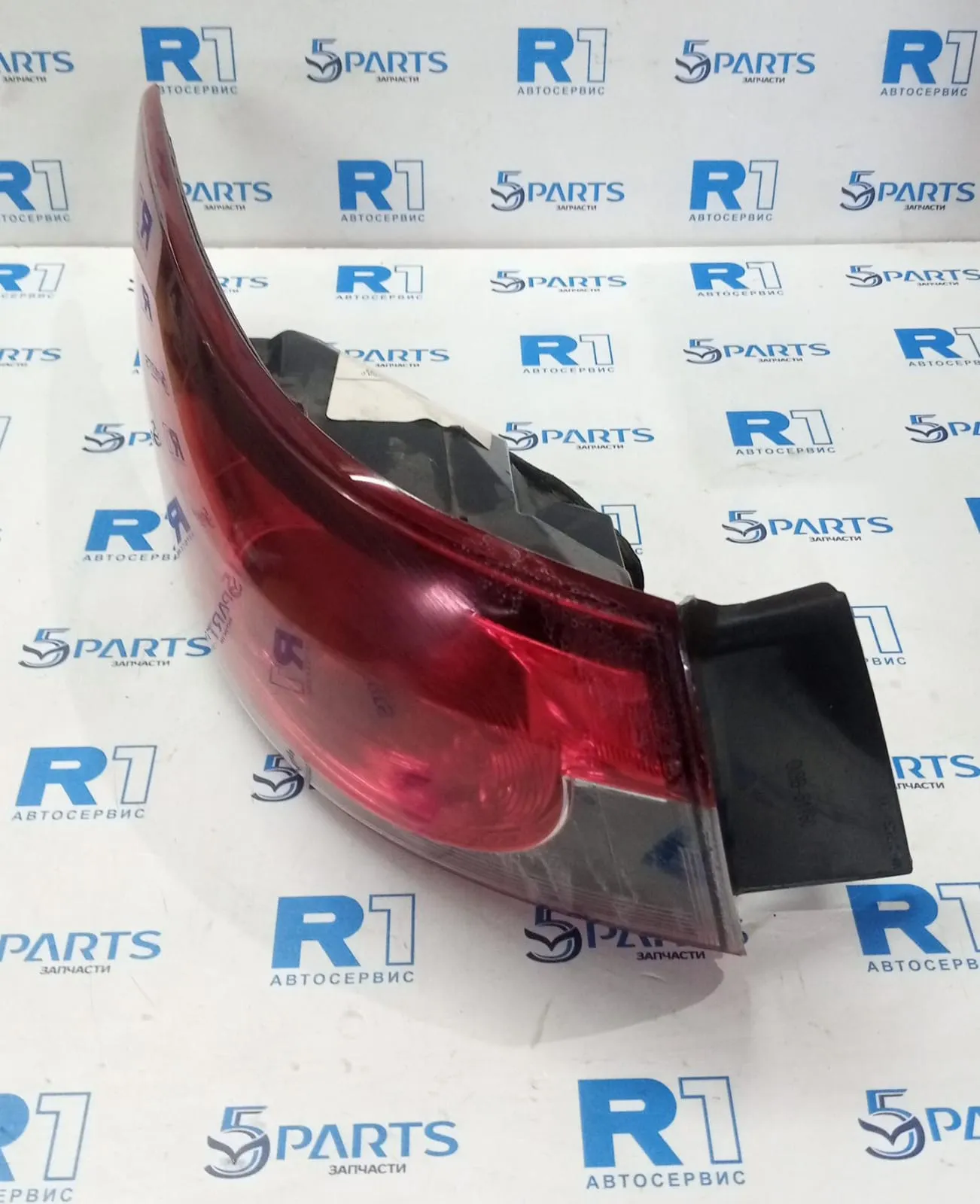 Фонарь внешний левый M6 (GJ) 2012-2015