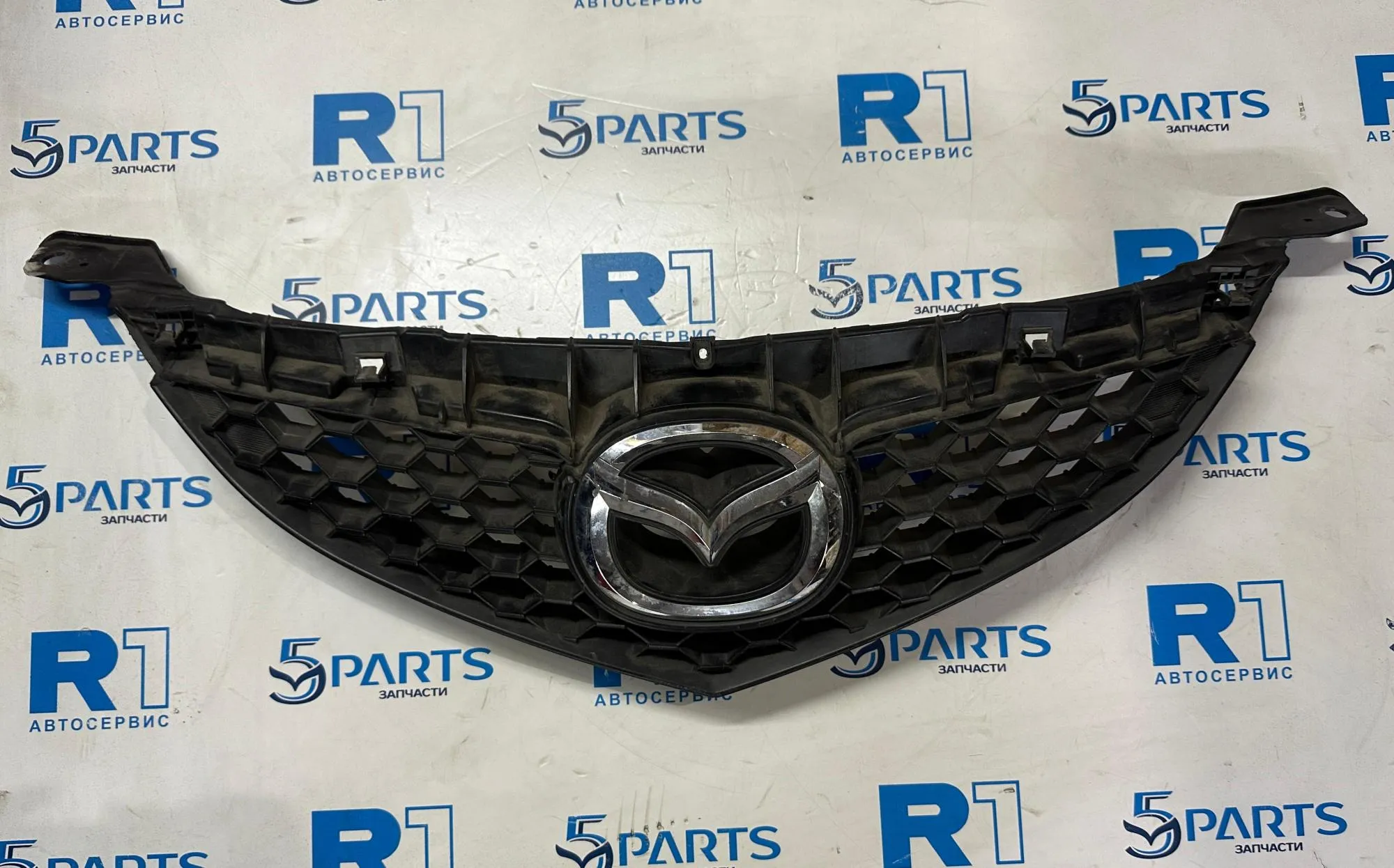 Решетка радиатора M3 (BK) SDN 2006-2009