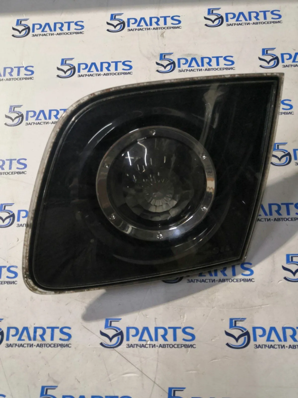 Фонарь внутренний правый M3 (BK) SDN 2004-2009