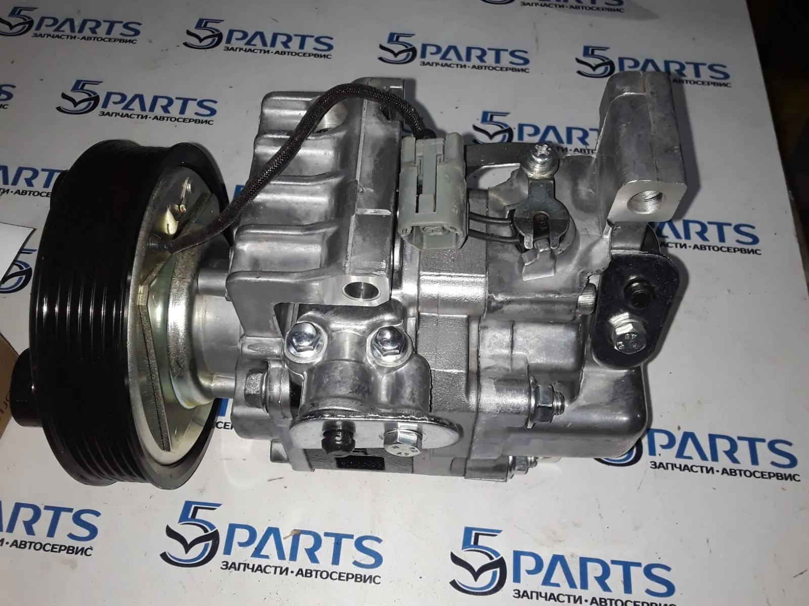 Компрессор кондиционера M6 (GG) 2002-2007