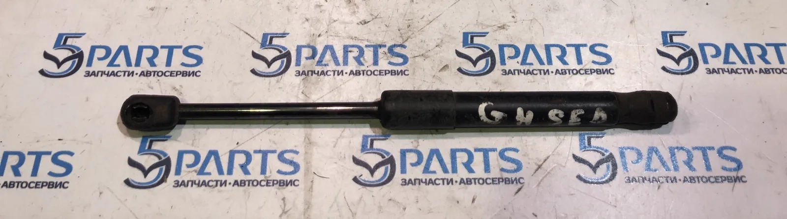 Амортизатор крышки багажника M6 (GH) SDN 2007-2012