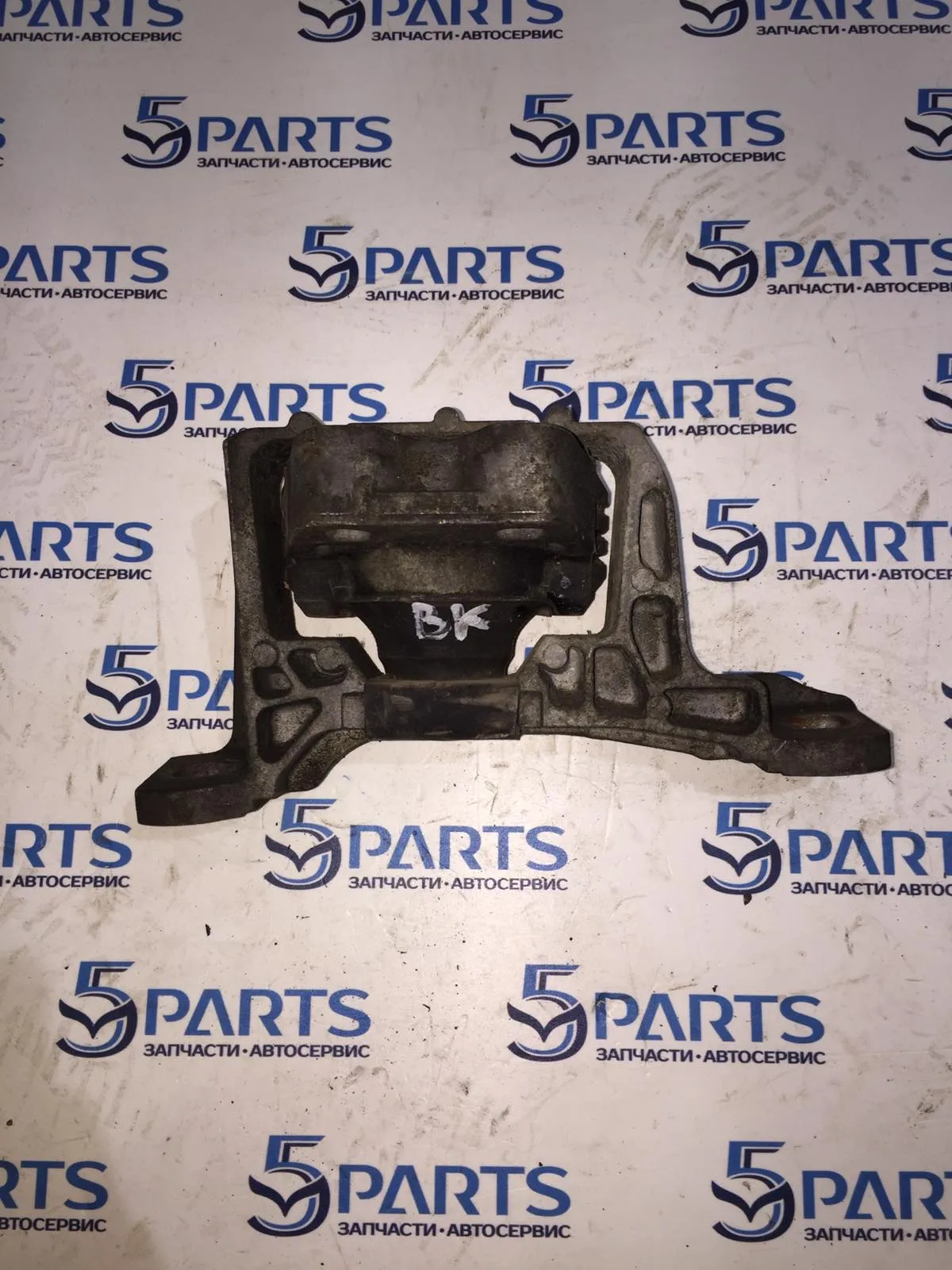 Опора двигателя правая M3, M5 2003-2009 2.0