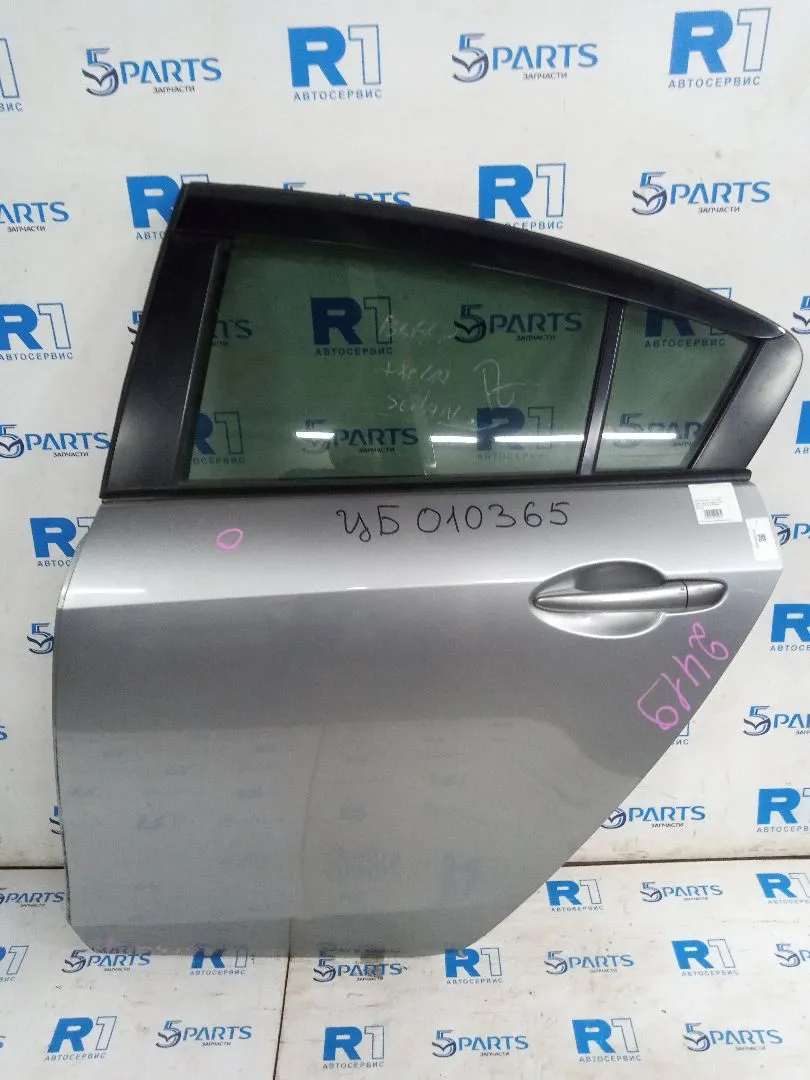 Дверь задняя левая M3 (BL) SDN 2009-2012