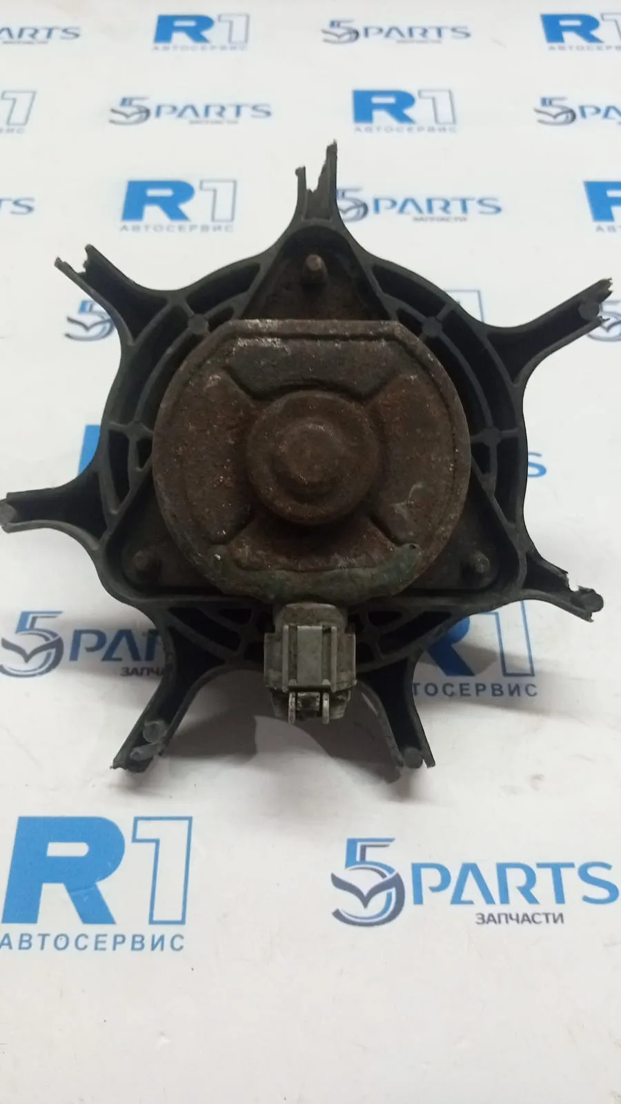 Мотор вентилятора ДВС правый M3 (BL) 2009-2013