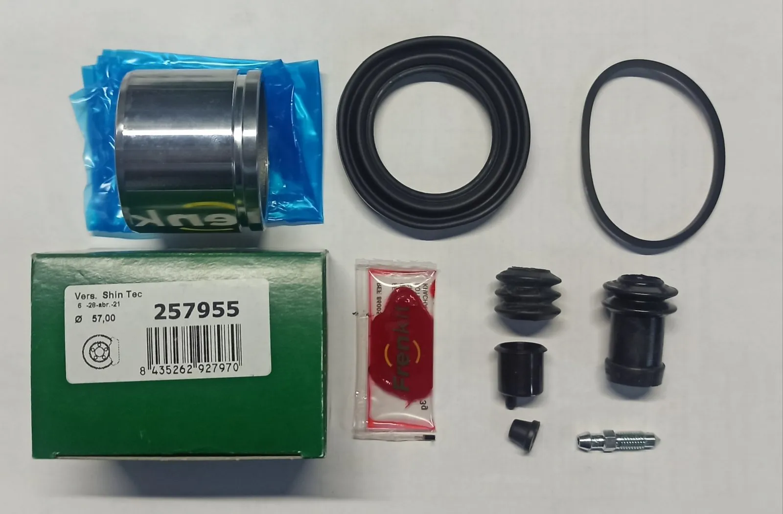 Поршень суппорта переднего M6 (GG) 2002-2007