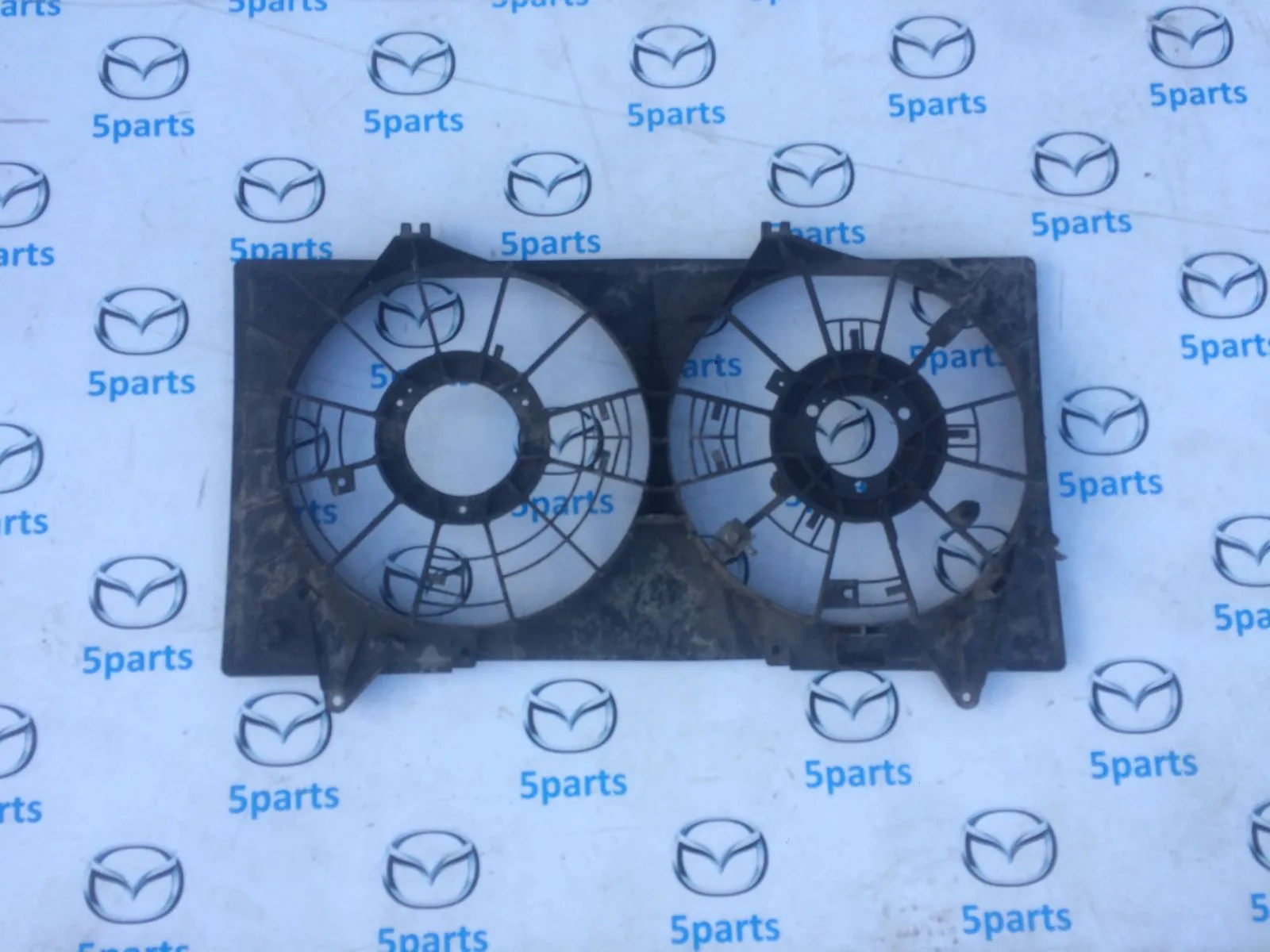 Диффузор радиатора M6 (GG, GH) 2006-2012