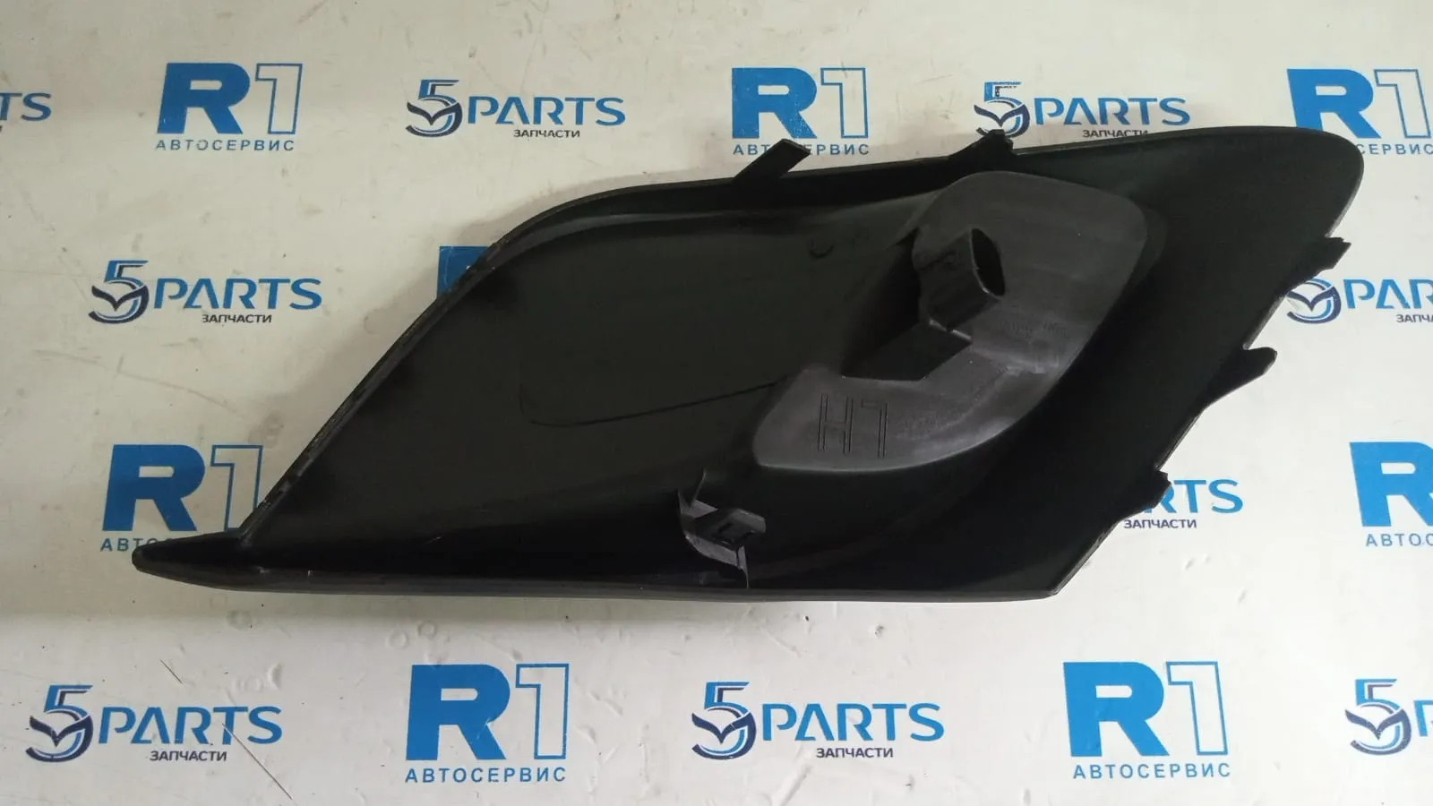 Заглушка ПТФ левой M3 (BM) 2014-2016