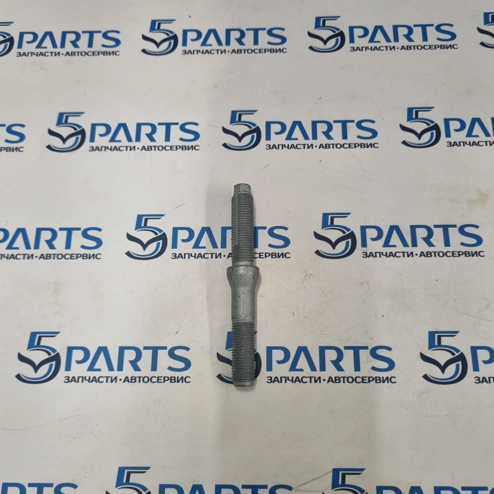 Болт сайлентблока редуктора заднего M6, CX-5, CX-9