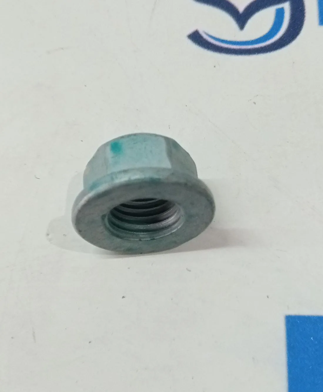 Гайка стабилизатора заднего M3 (BK) 2003-2009