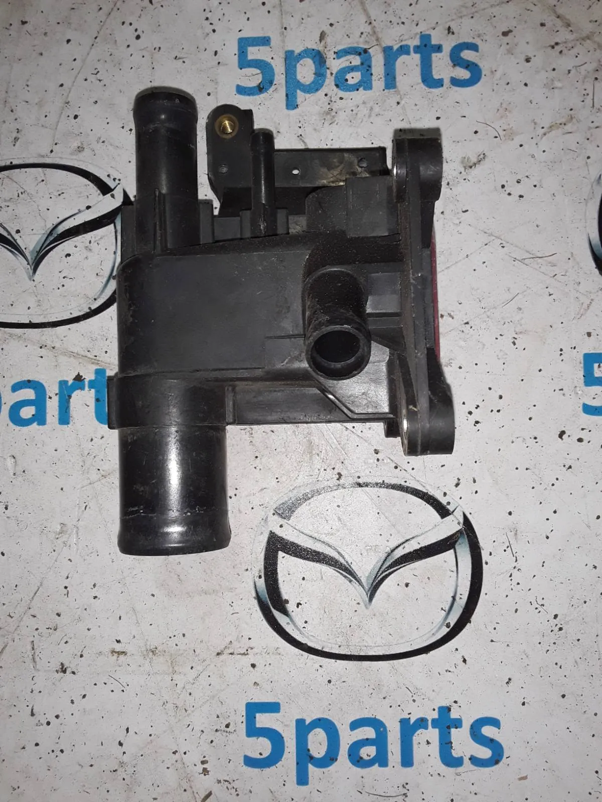 Тройник системы охлаждения 1.8, 2.0, 2.3