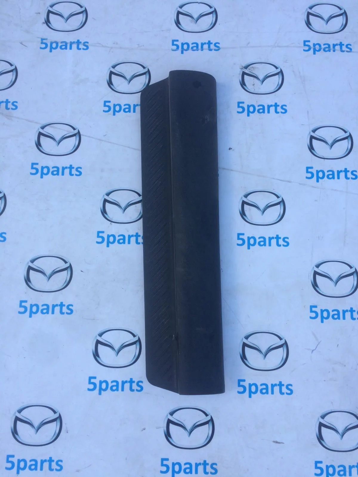 Накладка порога передняя левая внутренняя M6 (GG) 2002-2007