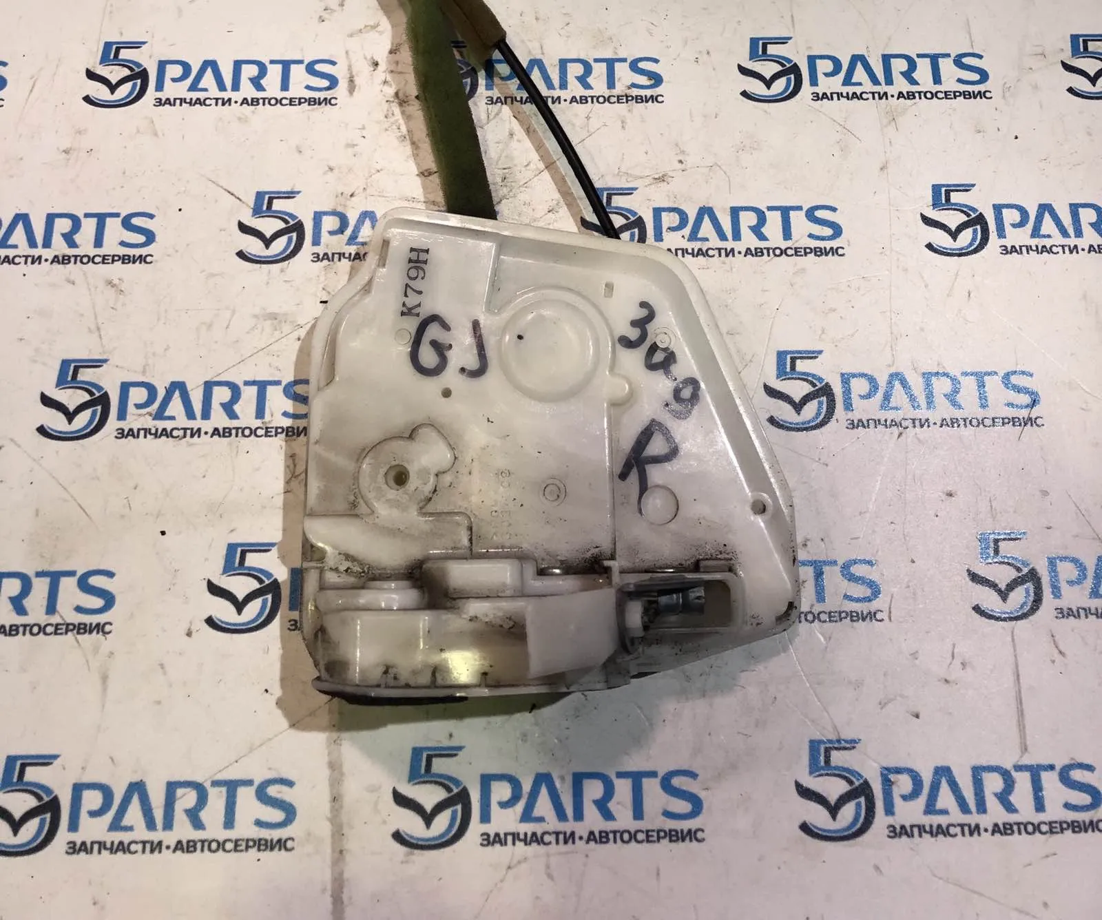 Замок двери задней правой M6 (GJ,GL) 2012-2022