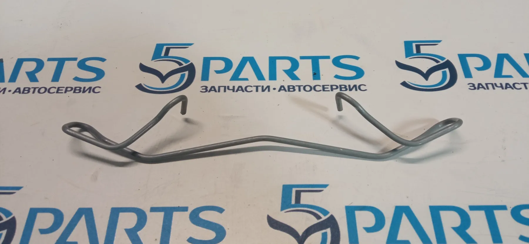 Пружина суппорта тормозного переднего M3, M5, M6