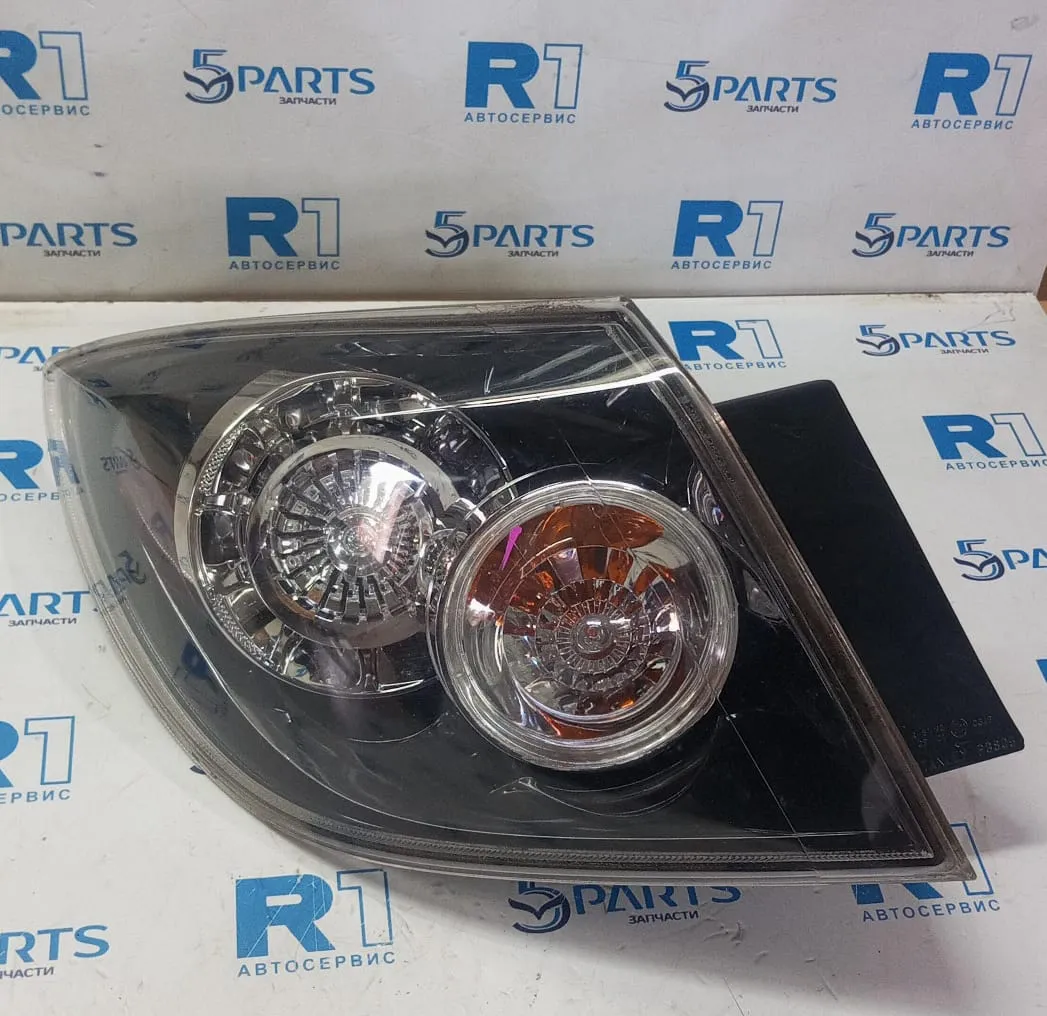 Фонарь внешний левый M3 (BK) HB 2003-2009 SPORT