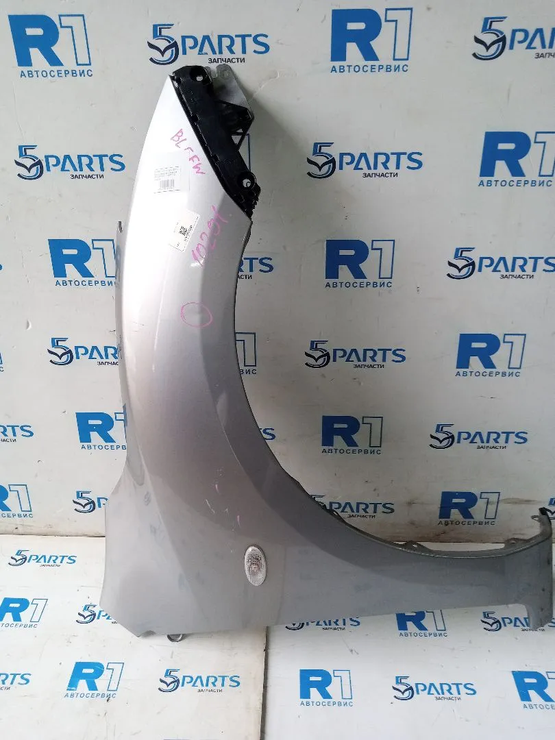 Крыло переднее правое M3 (BL) 2009-2012