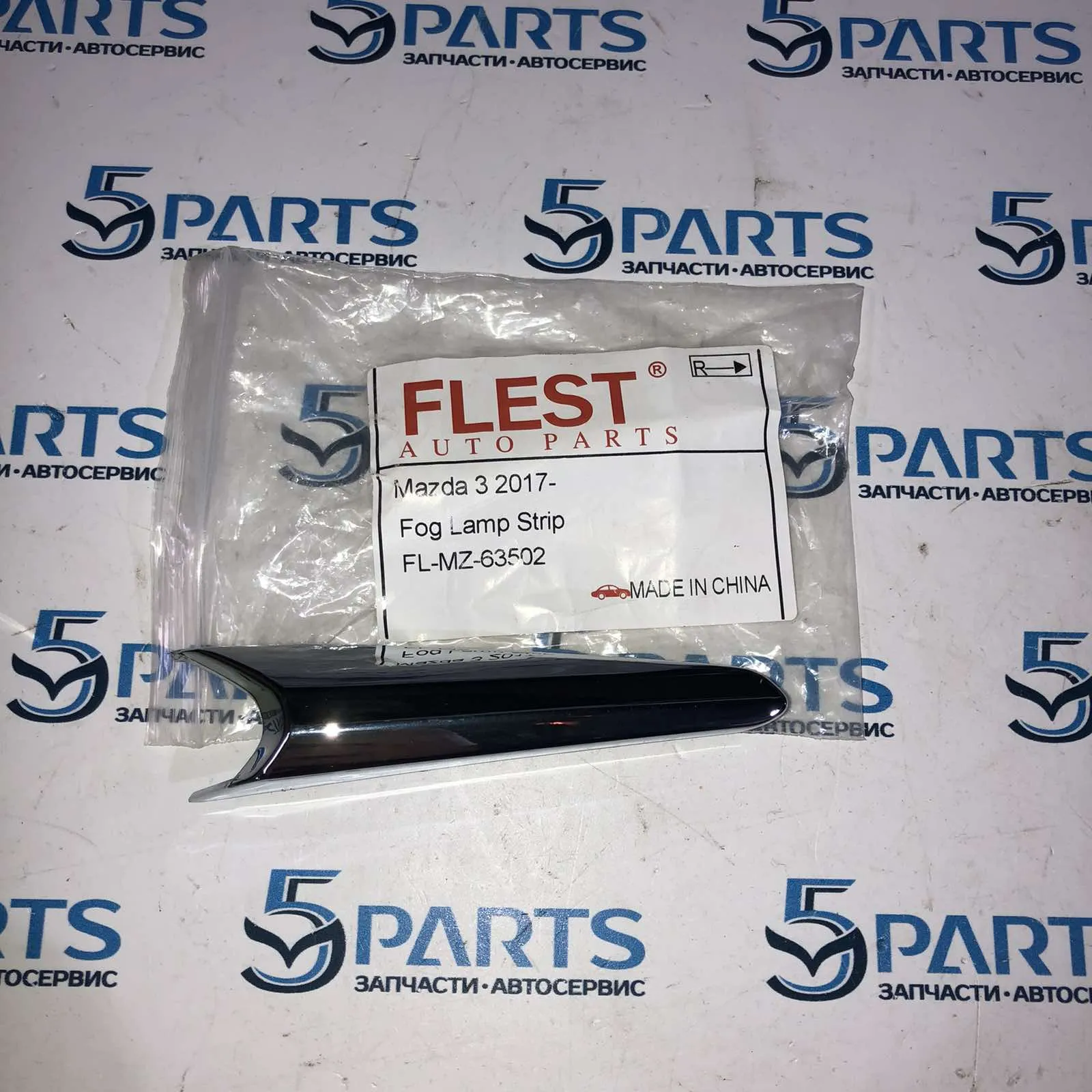 Молдинг рамки птф правой M3 (BN) 2017-2020