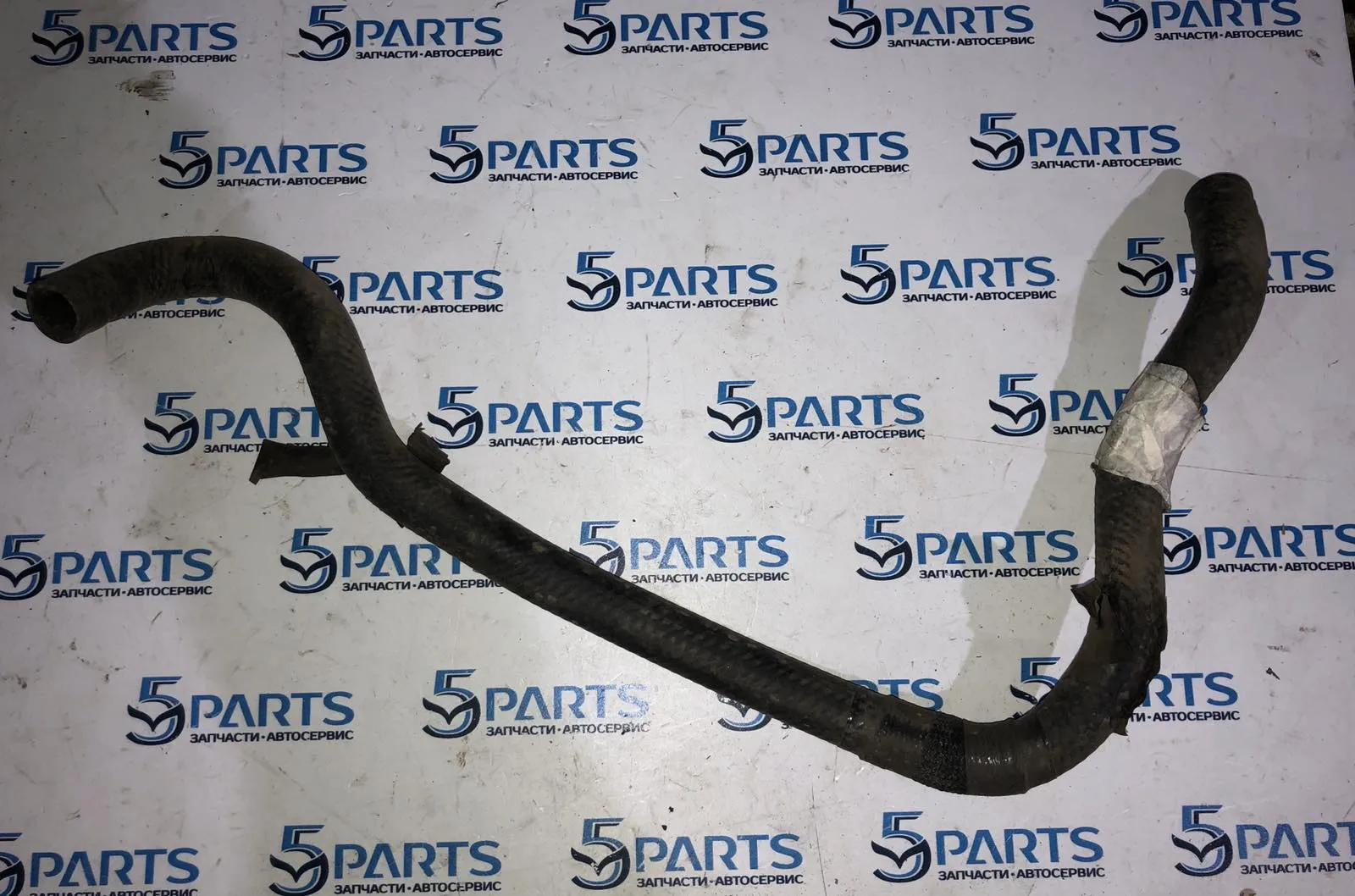 Патрубок системы охлаждения