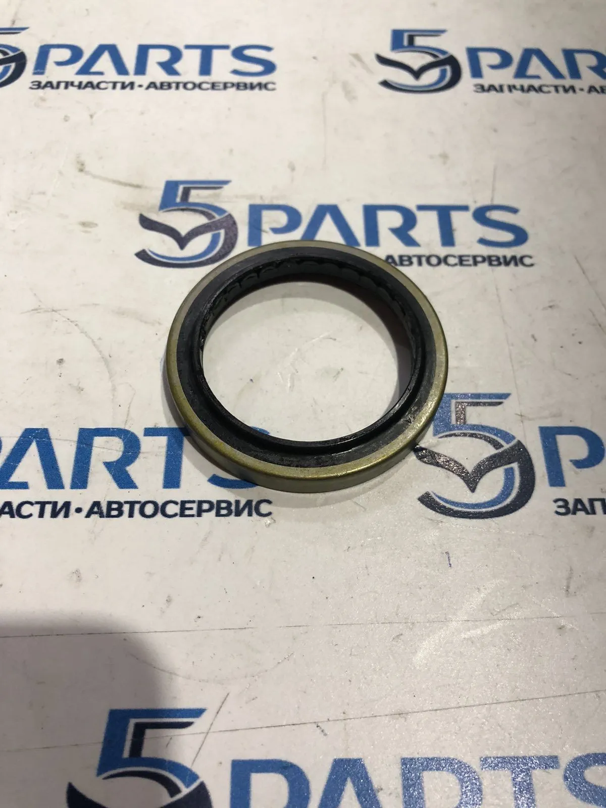 Сальник вала промежуточного M3 (BK) 2003-2008