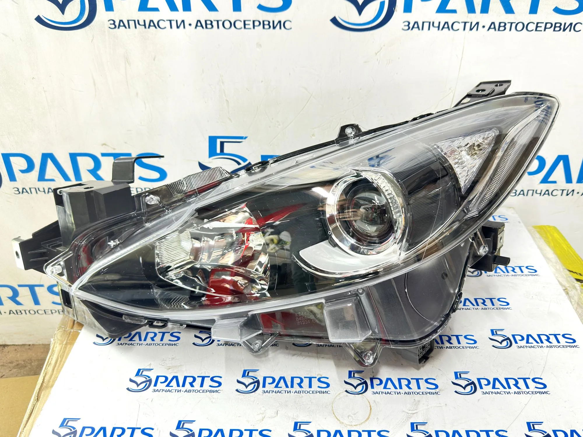 Фара основная левая M3 (BM) 2013-2015