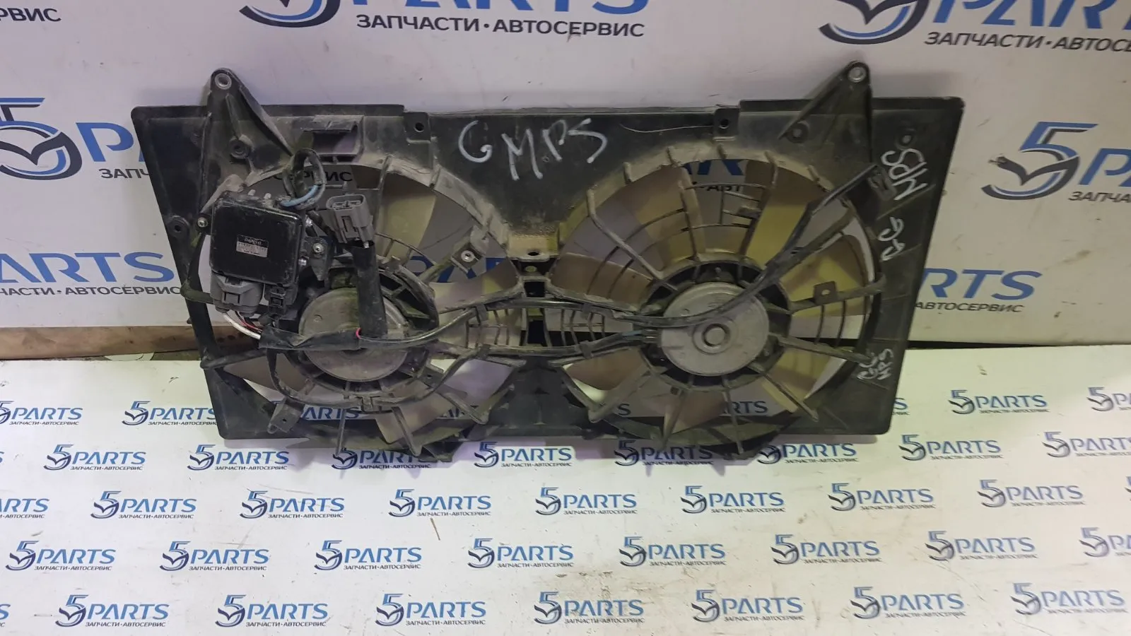 Диффузор радиатора M6 (GG) 2002-2006 MPS