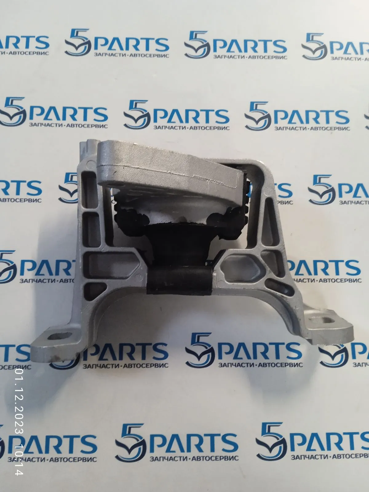 Опора двигателя правая M3 (BL) 2009-2012 1.6